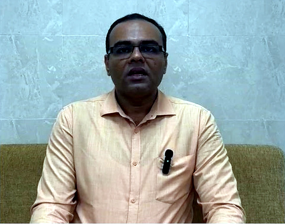 Dr. Mayur Thakkar portrait